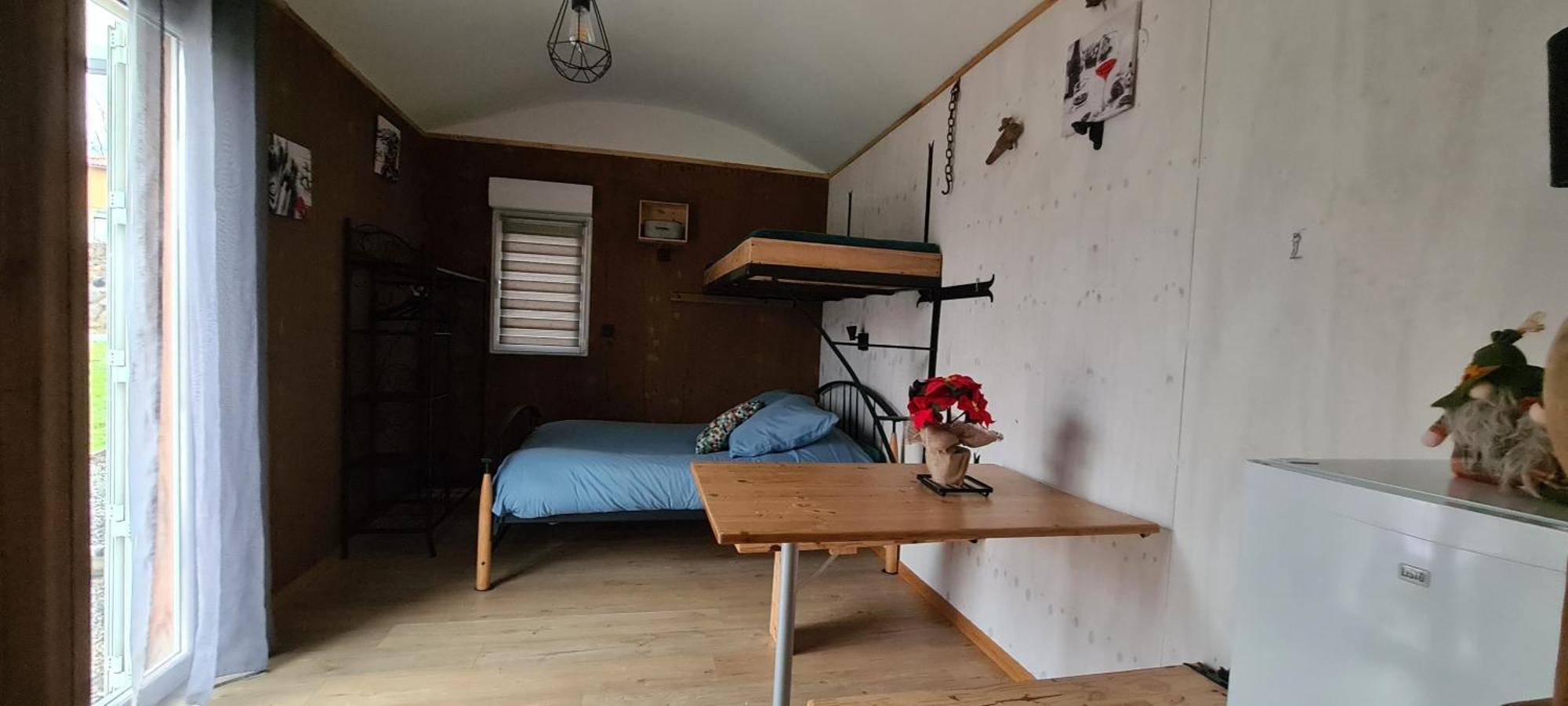 Willa Les Milles Bottes Et Ses Roulottes Encausse-les-Thermes Zewnętrze zdjęcie