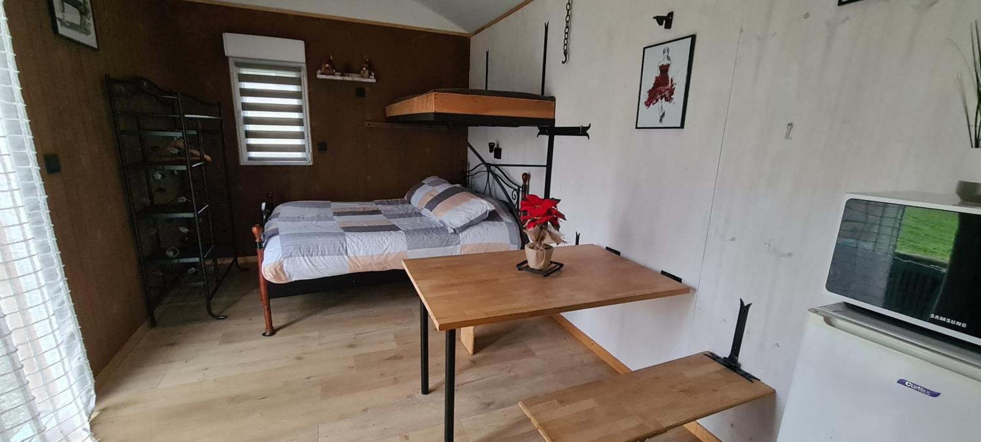 Willa Les Milles Bottes Et Ses Roulottes Encausse-les-Thermes Zewnętrze zdjęcie