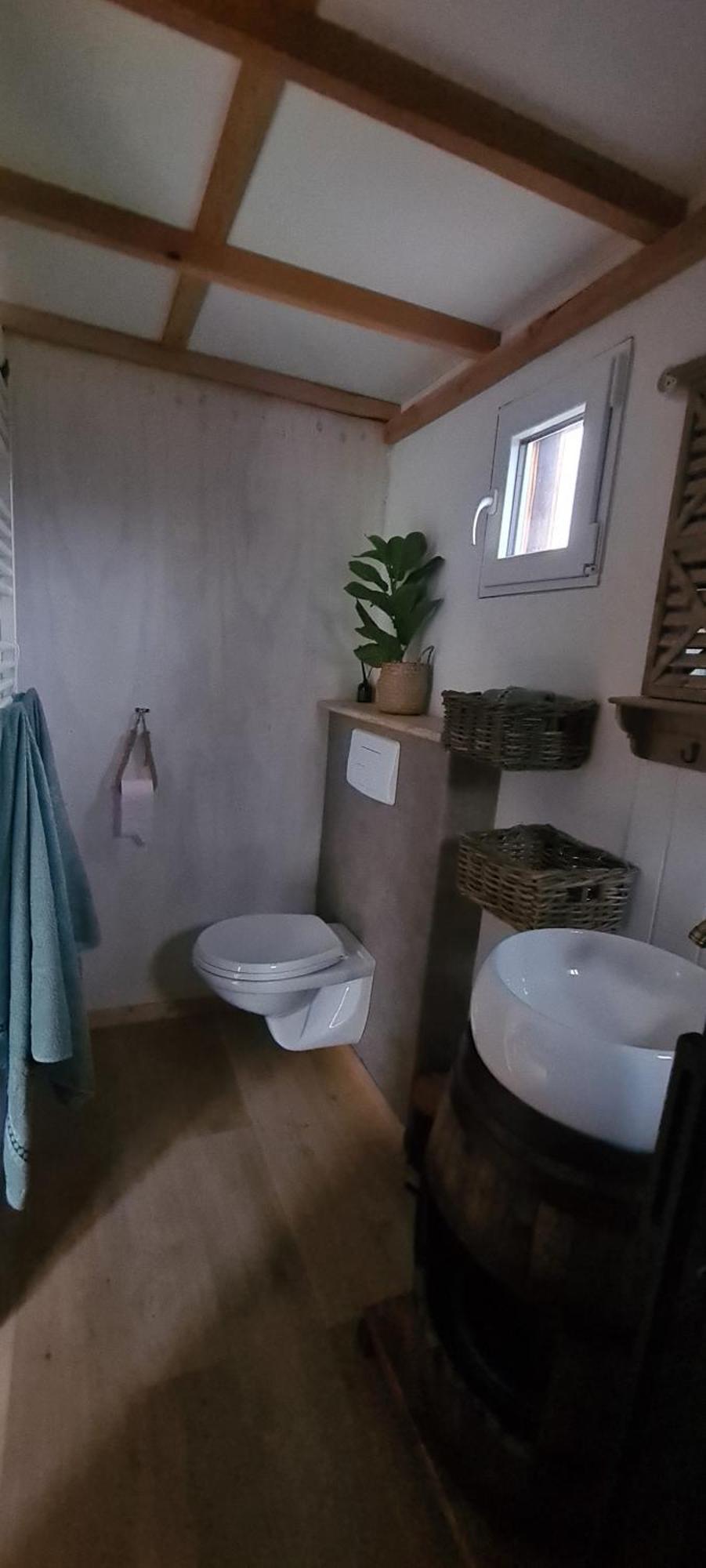Willa Les Milles Bottes Et Ses Roulottes Encausse-les-Thermes Zewnętrze zdjęcie